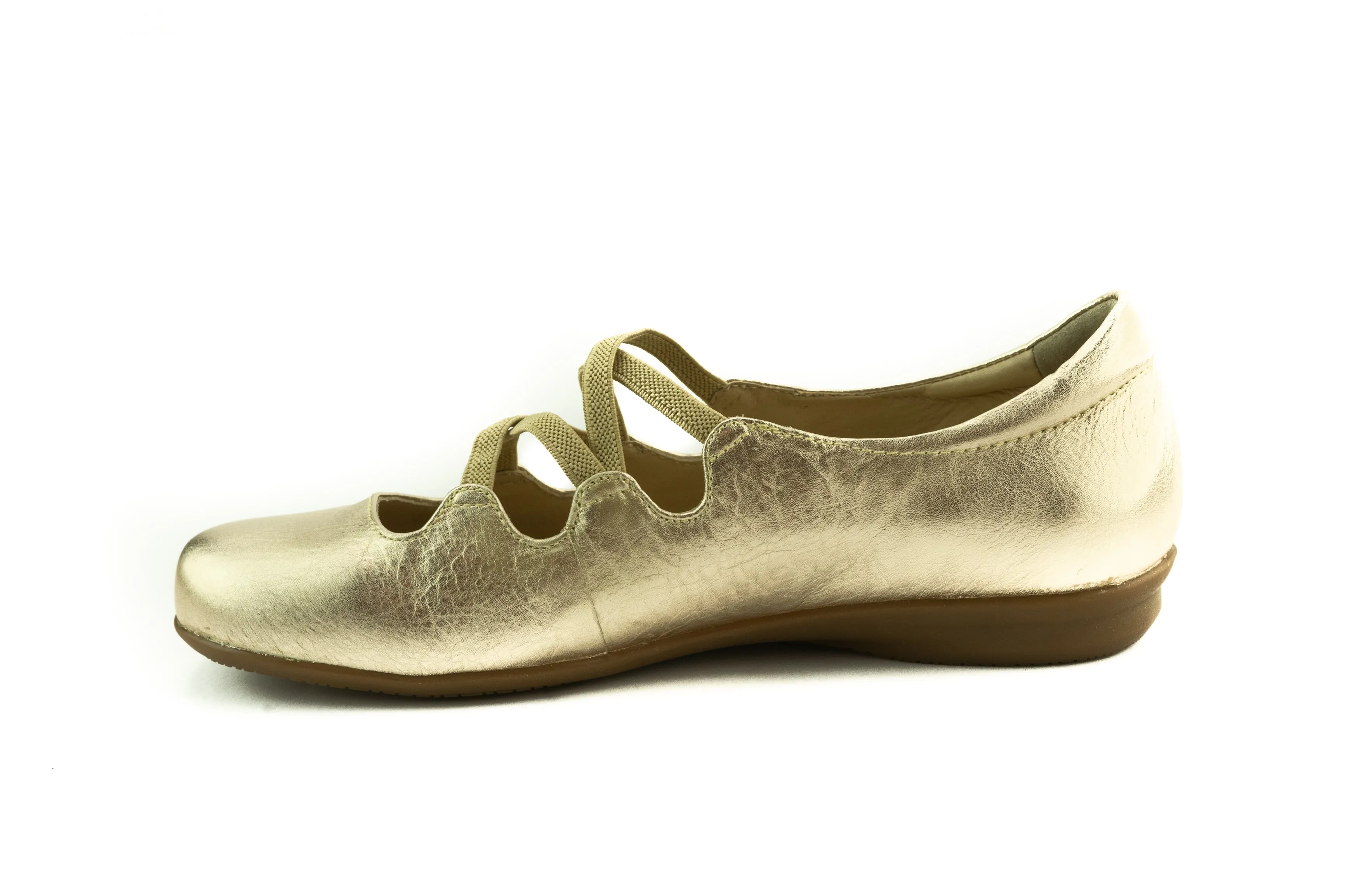 Earth Clare Leather Flat