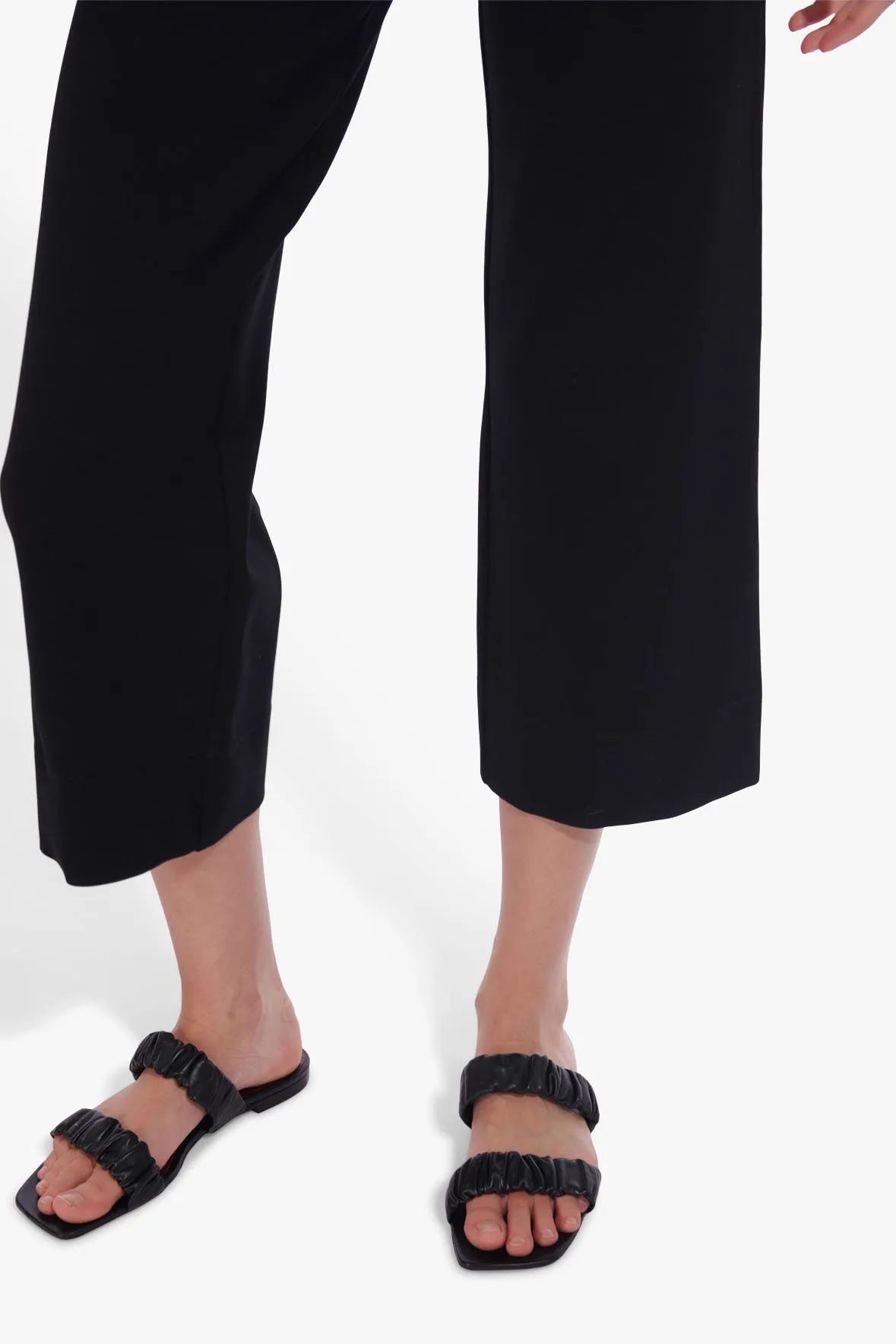 MAYA RUCHED SANDAL | BLACK