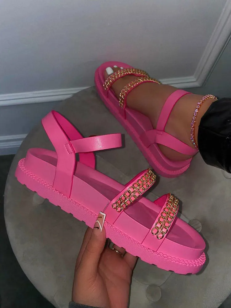 Toleet Chain Decor Flat Sandals
