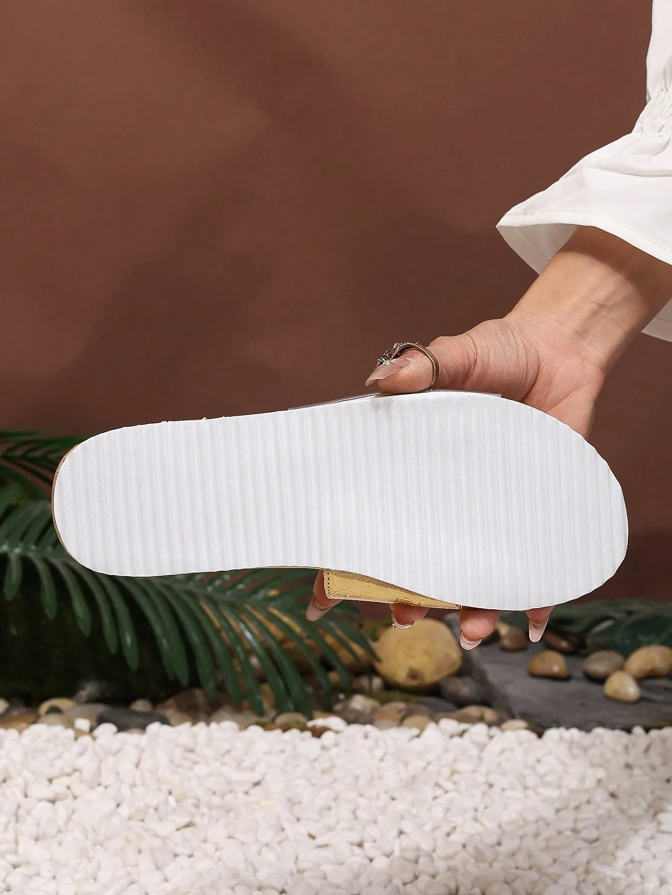 Women Summer Gold Flat Round Toe Transparent Lightweight Casual Fashionable Slip-On Sandals